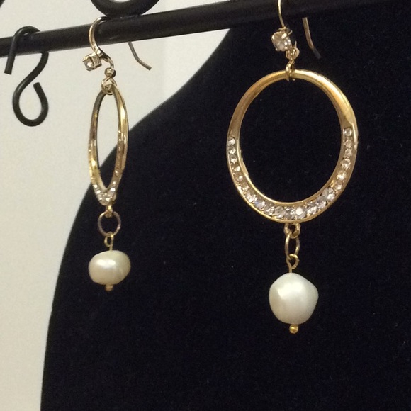Genuine Pearl & Rhinestone Earrings - Picture 6 of 6